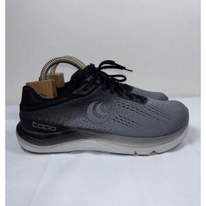 Topo Athletic Women's 7.5 Magnifly 5 Charcoal Black Road Running Shoe Ortholite